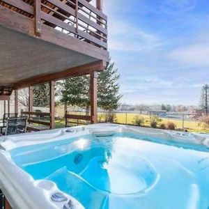 Charming 2Br With Hot Tub 山迪 Exterior photo