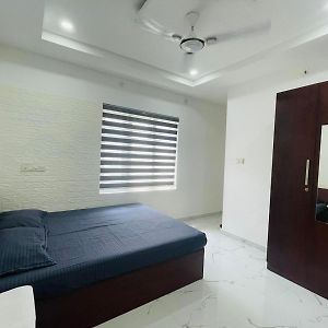 Zahra Homes By De Seven Kochi Room photo