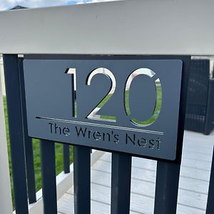 迪姆彻奇 The Wrens Nest酒店 Exterior photo