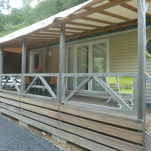 Bungalow De 2 Chambres Avec Terrasse Amenagee A Saint Pierreville Gluiras Exterior photo