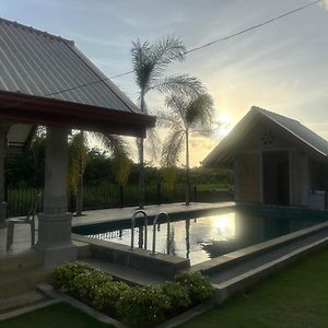 Villa Samikami 亚洪加拉 Exterior photo
