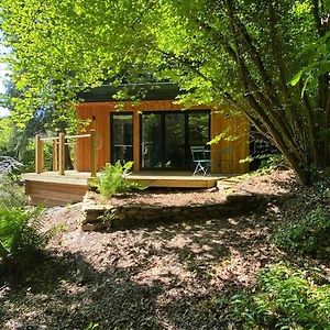 The Puffball Lodge Woodland Cabin In East Sussex Buxted Exterior photo