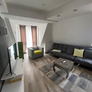 Ferienwohnung Auszeit 巴特克罗伊茨纳赫 Exterior photo