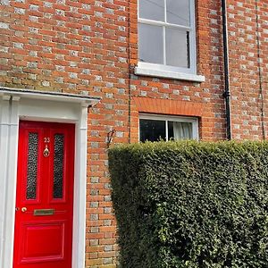 Cosy 2 Bedroom Victorian Cottage, Newport, Isle Of Wight 新港 Exterior photo