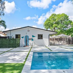 Miami Stay With Pool Luxury Exterior photo
