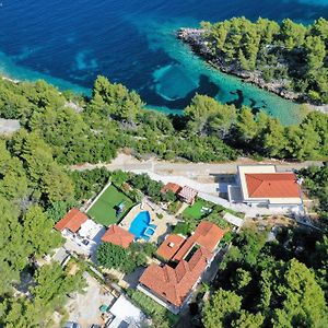 Family Friendly Apartments With A Swimming Pool Cove Poplat, Korcula - 18258 尼亚卢卡 Exterior photo