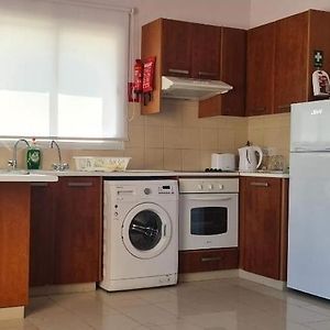 沃罗里尼Flat In Larnaka公寓 Exterior photo