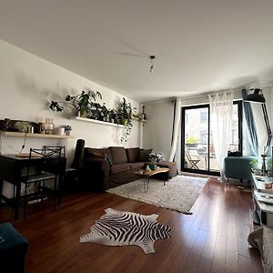 Appartement Lumineux Avec Balcon 勒瓦卢瓦-佩雷 Exterior photo