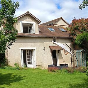 La Petite Maison Sainte-Gemme-Moronval Exterior photo