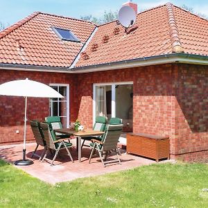 2 Bedroom Amazing Home In Ahrenshagen Ot Tribohm Exterior photo