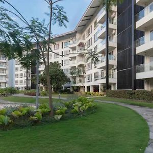 Stylish Spacious 2Bhk Sea View Near Airport And Next To Bits Pilani Goa Chicalim Exterior photo