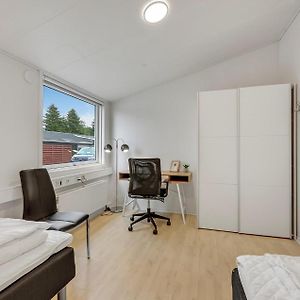8 Bedroom Cozy Home In Henne 亨讷斯特兰德 Exterior photo