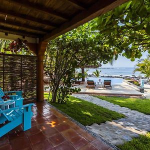 Casa Manzanillo - Bay Room - Ocean Front Room At Exceptional Beach Front Location 特隆戈内斯 Exterior photo