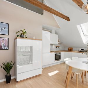 Modern 3-Bedroom Apartment Close To Bryggen 卑爾根 Exterior photo