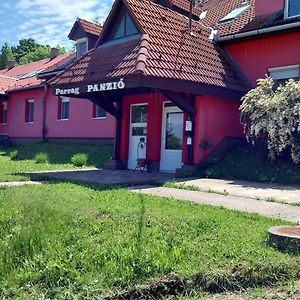 Parrag Panzio Matraszentimre住宿加早餐旅馆 Exterior photo