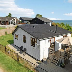 Cozy Home In Allingbro With House Sea View Allingåbro Exterior photo