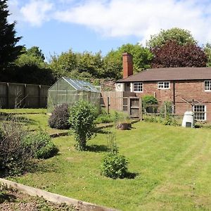 Carefree Cottage Marstow Exterior photo