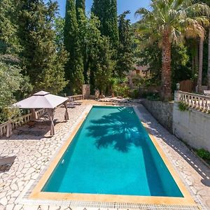 Rustic Villa Jolia-Relaxing Poolside Retreat Alepochori Exterior photo