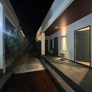 Cha-Am Pool Villa Exterior photo