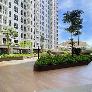 Great Deal And Homey 2Br Tokyo Riverside Pik 2 Apartment By Travelio Rawalembang Exterior photo
