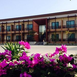 Villa Thiwa Hotel 莫拉限 Exterior photo