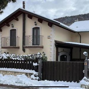 Villa In Montagna 阿尔费德纳 Exterior photo