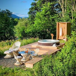 RoxburyDesigner Farmhouse -Hot Tub -Sunset Porch -Firepit别墅 Exterior photo