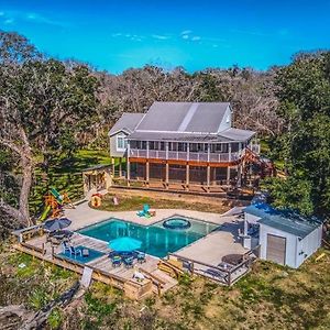 The San Bernard River Waterfront Provides Private Access To A Spa, Boat Ramp, And Jet Skiing West Columbia Exterior photo