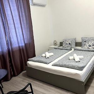 厄尔韦涅什 Aniiza Apartman 2酒店 Exterior photo