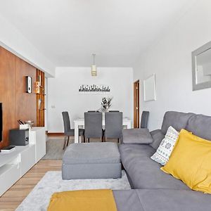 Spacious 3 Bedroom Apartment In Lisboa Exterior photo