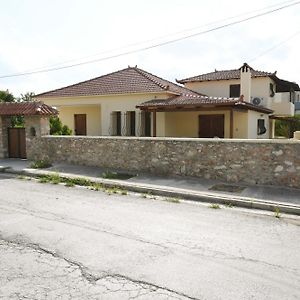 Elida Inn Markópoulon Exterior photo