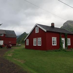 Lillehuset Kabelvåg Exterior photo