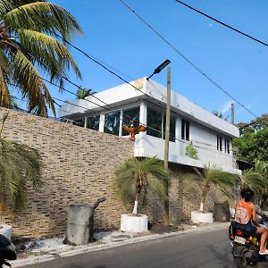 Casa Blanca De Los Pelicanos Escuintla Exterior photo