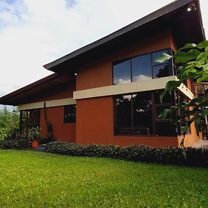 Green Leaf House La Fortuna Exterior photo