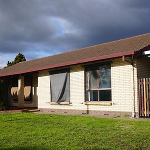 Aaa Mawson Lake Mawson Lakes Exterior photo