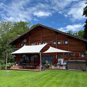 Châtillon-sur-ClusesChalet Le Pery住宿加早餐旅馆 Exterior photo