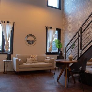 Reading Viaduct Loft, City Center, Contactless Check In 费城 Exterior photo