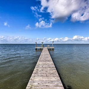 Las Brisas Palacios Home - Fishing Pier And Kayaks Exterior photo