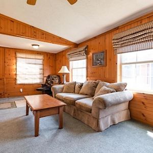 Neillsville3Br Riviera Cabin Sleeps 6, Fully Furnished!别墅 Exterior photo