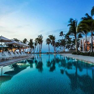 Villa Granada At Dorado Beach Resort Pool Nearby Exterior photo