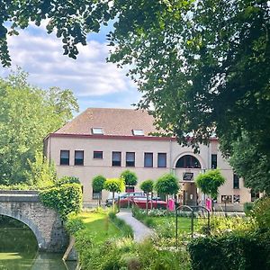 Estaimbourg Haras Des Chartreux酒店 Exterior photo