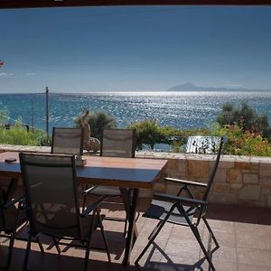 Thalassa Beach Front Villa - Infinite Sea View Loutra Elevtheron Exterior photo