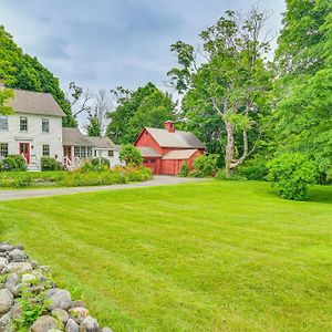 韦斯特菲尔德Historic Farmhouse Near Mountains And Colleges!别墅 Exterior photo