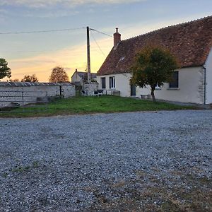 Thevet-Saint-JulienCharmante Maison Avec Jardin, Proche De George Sand, Circuit Auto, Hippodrome, Plans D'Eau Et Nature. - Fr-1-591-320别墅 Exterior photo