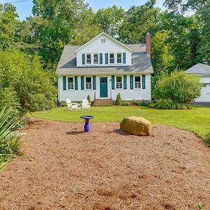 Charming Madison Home On 2 Acres 2 Mi To Downtown Exterior photo