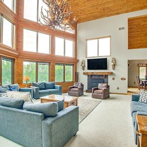 StratfordWaterfront Central Wisconsin Cabin With Indoor Pool!别墅 Exterior photo