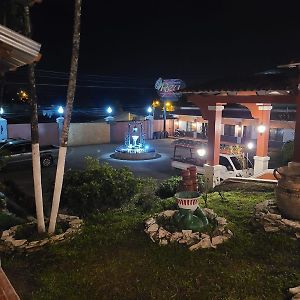 Hotel Posada Del Rey 圣克鲁斯德约霍阿 Exterior photo