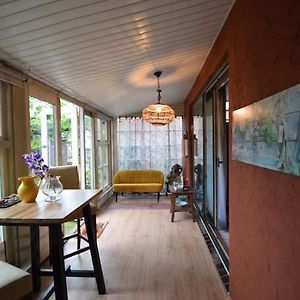 SprangRomantische, Knusse Woning Met Een Geheime Tuin别墅 Exterior photo