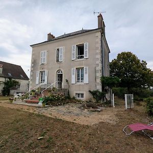 Jeu-les-BoisAncien Pavillon De Chasse Du 19Eme Avec Jardin Et Parking, Proche Gr46 - Fr-1-591-614别墅 Exterior photo