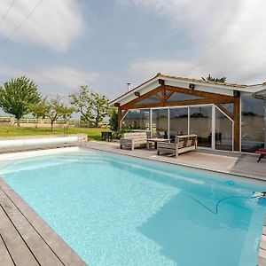 GornacMaison De Vacances Avec Piscine别墅 Exterior photo